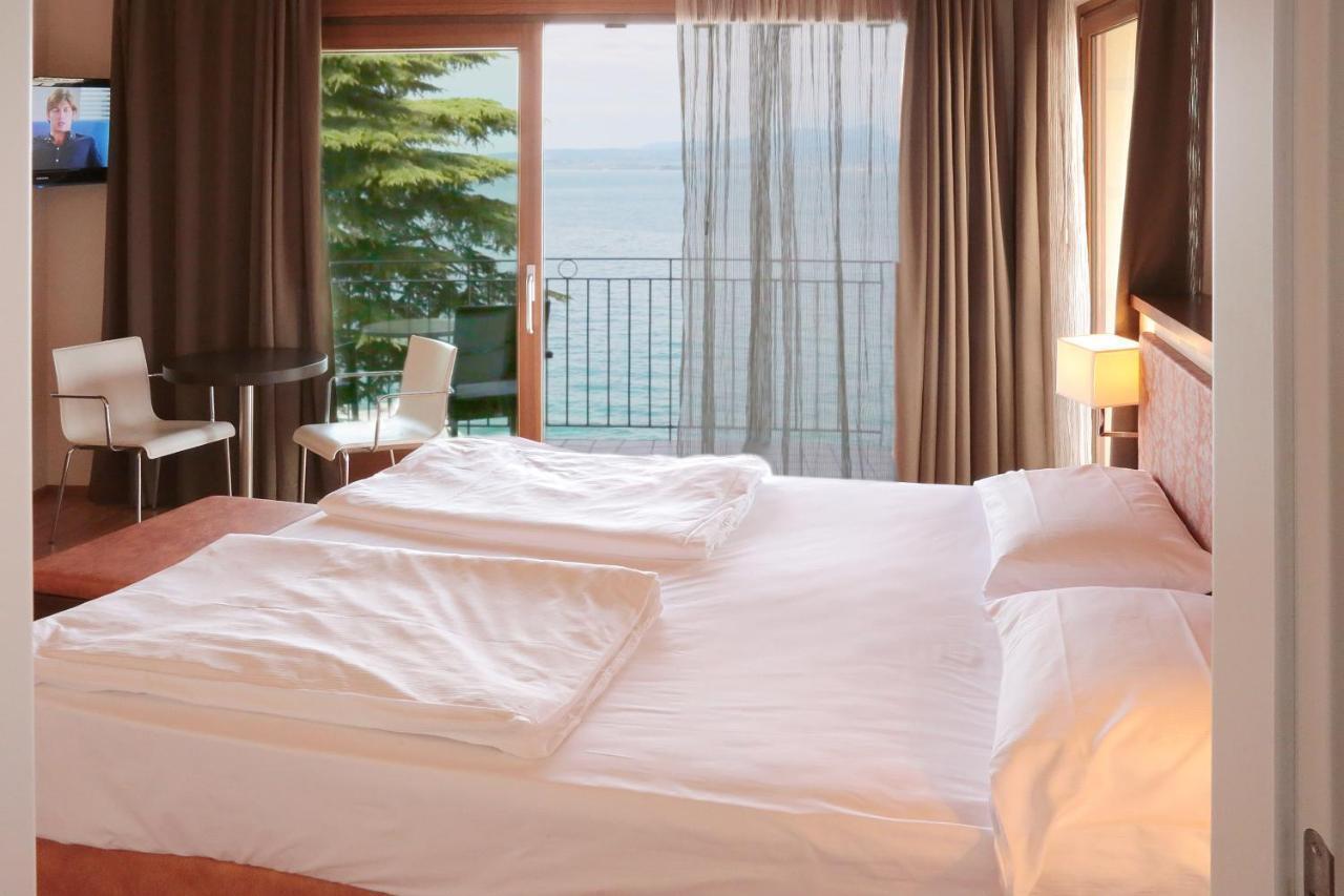 Hotel Lido Torri Del Benaco Buitenkant foto