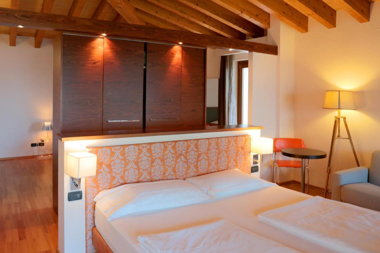 Hotel Lido Torri Del Benaco Buitenkant foto