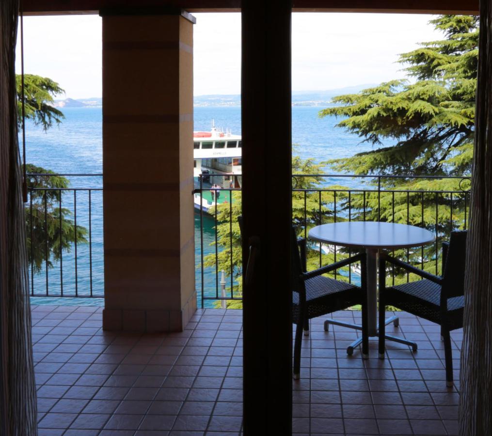 Hotel Lido Torri Del Benaco Buitenkant foto
